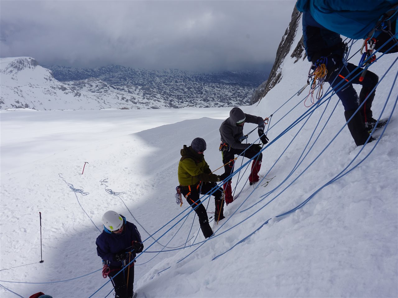 Gletscher-Grundkurs Dachstein mit Gipfelbesteigung, So-Mi